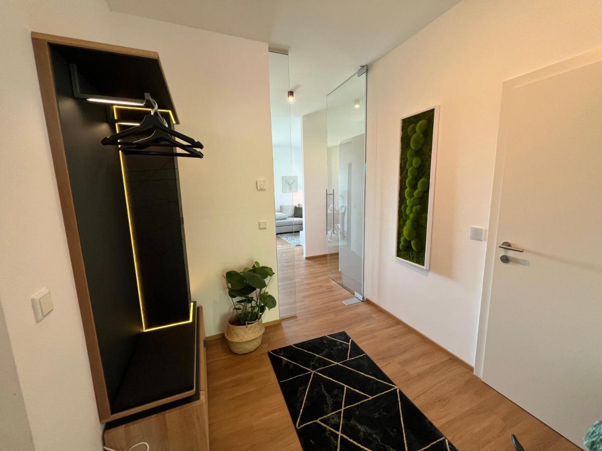 Designapartment Blue Sky -55M2-Free Parking & Wifi กราซ ภายนอก รูปภาพ